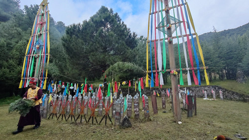 玉水寨举行祭风仪式